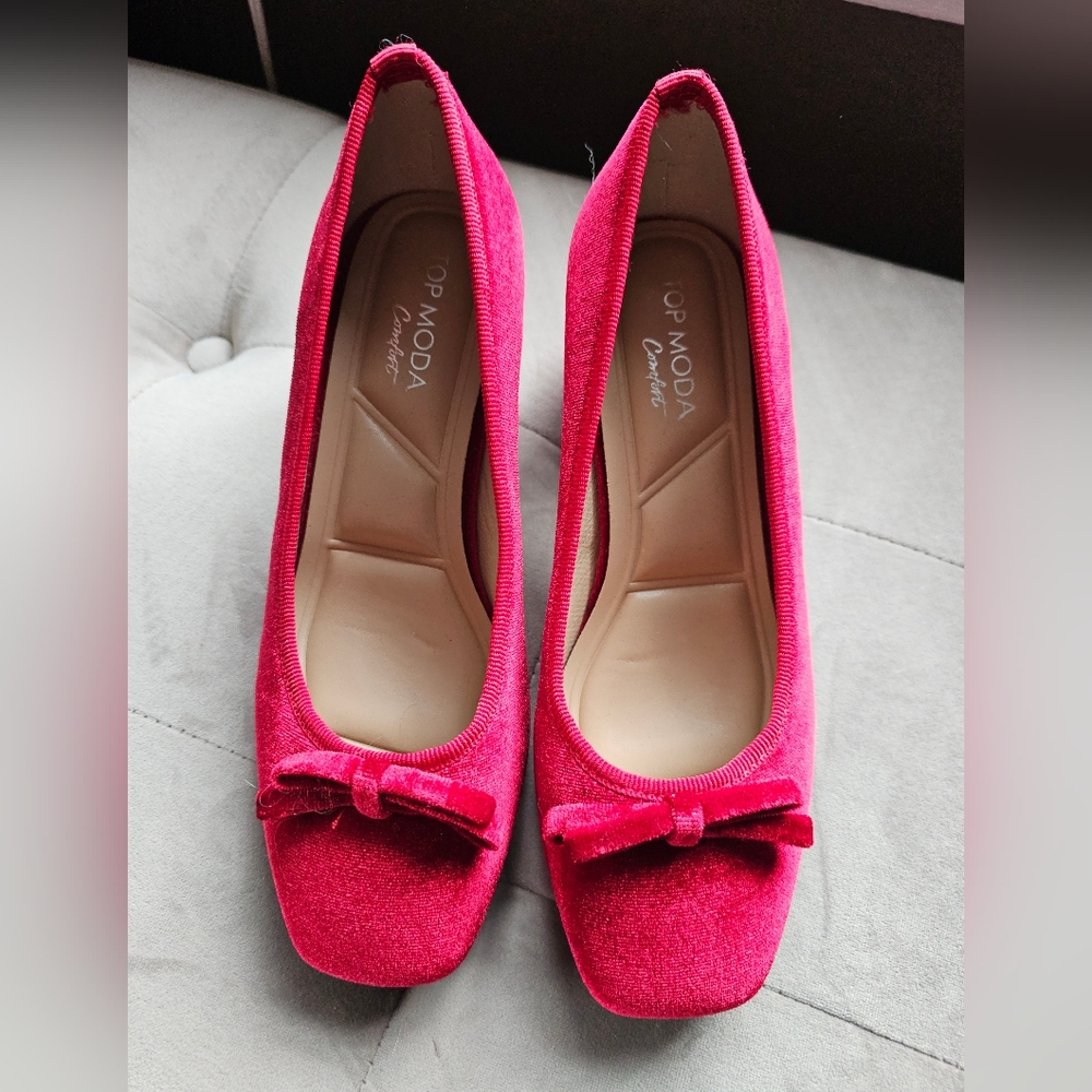 Red Velvet Square Toe Heel
